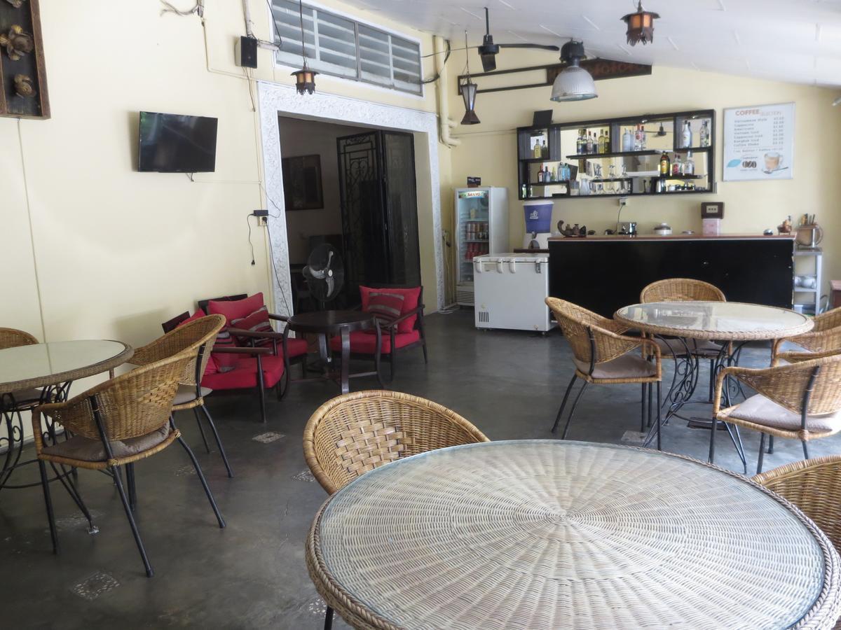 Goldie Guesthouse Phnom Penh Eksteriør billede