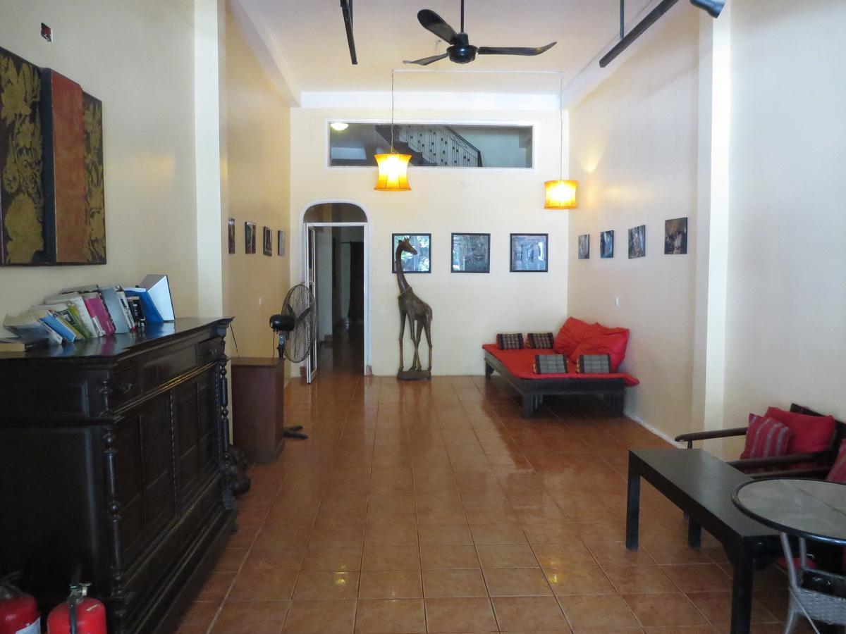 Goldie Guesthouse Phnom Penh Eksteriør billede