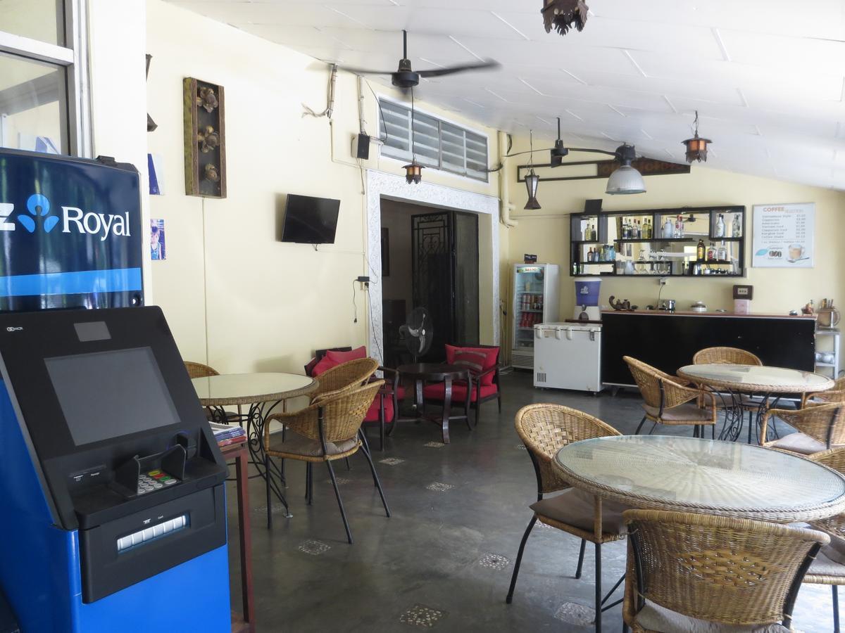 Goldie Guesthouse Phnom Penh Eksteriør billede